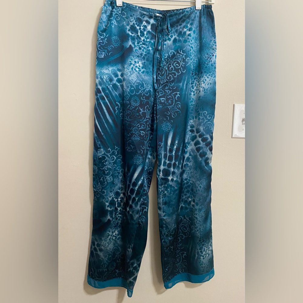 *Final Price Secret Treasures Satin Chiffon Hem Mixed Print Pajama Pants Blue S